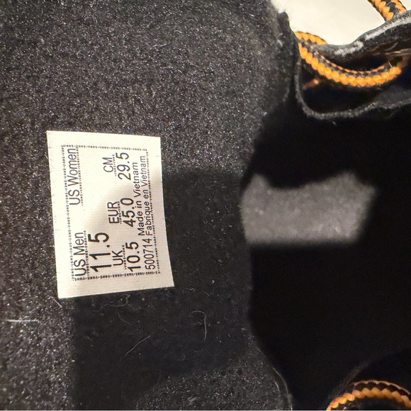 Vans Men's Black and Camouflage Sneakers with Orange Accents - Picture 7 of 7